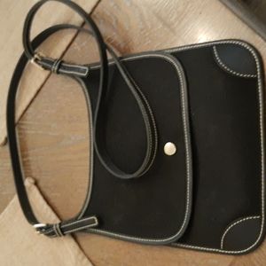 Dooney & Bourke black crossbody slim bag